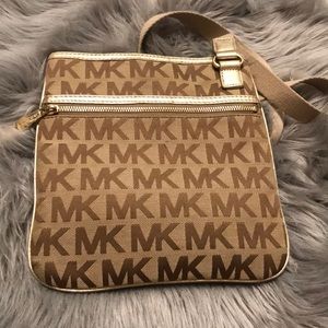 Michael Kors Crossbody Bag